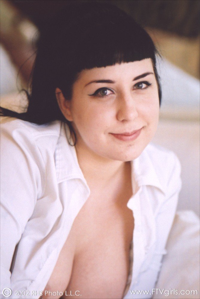 [Image: 06.jpg]