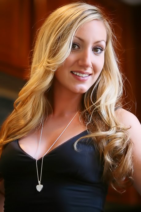 Denim skirt blondie gives you upskirts and teases in the kitchen