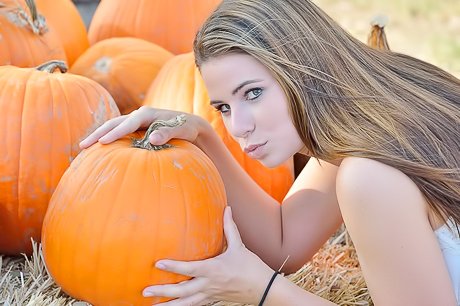 Dress-wearing beauty bends over to show off her juicy pussy BIG TIME